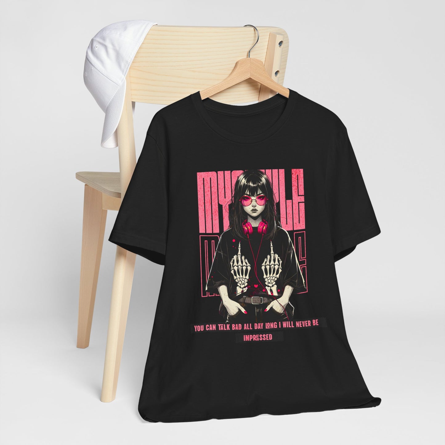 Girl Streetwear T-shirt