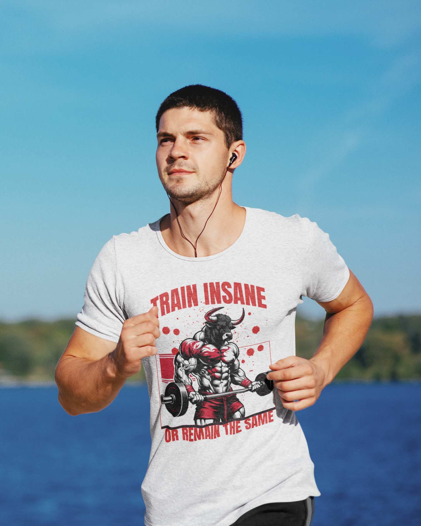 Bull Workout Unisex - Train Insane or Remain the Same  T-Shirt